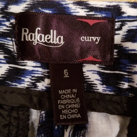 Rafaella Curvy Black, Blue and White Capris in 6 - Picture 2 of 7